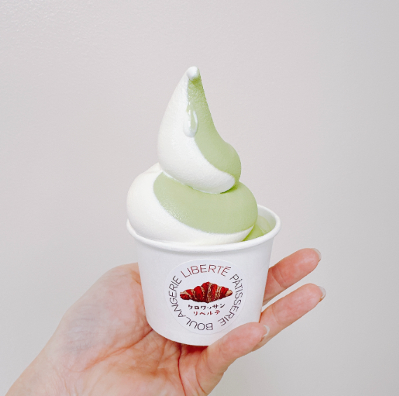 ミルク×抹茶ソフトクリーム