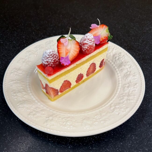 ♡Belle♡ページです！ 苺のデコレーションケーキ IMG_5391-e1732413856909.jpg